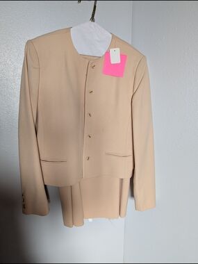 Vintage Women's Beige Collarless Wool Jacket Set - Jones New York